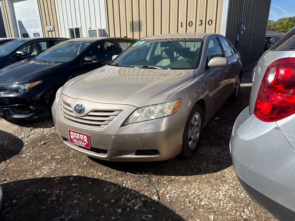 2009 Toyota Camry Image 2
