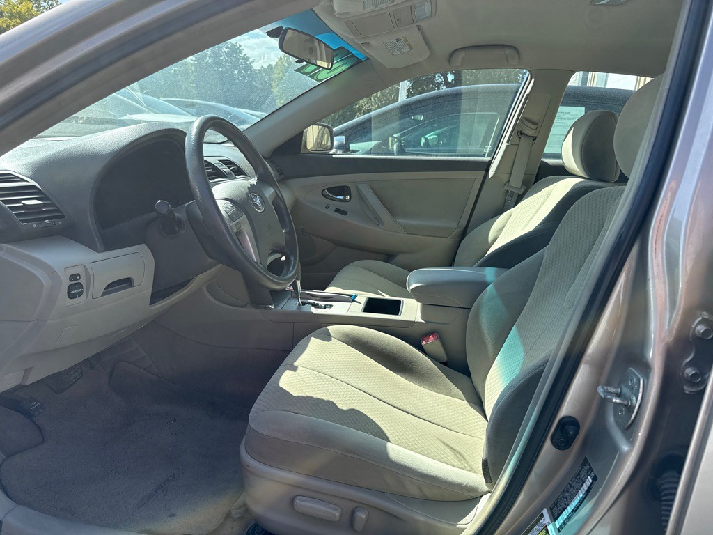 2009 Toyota Camry Image 6