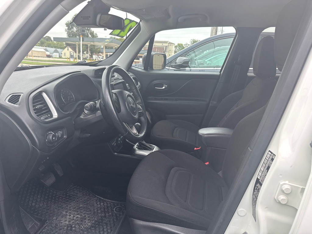 2022 Jeep Renegade Image 7