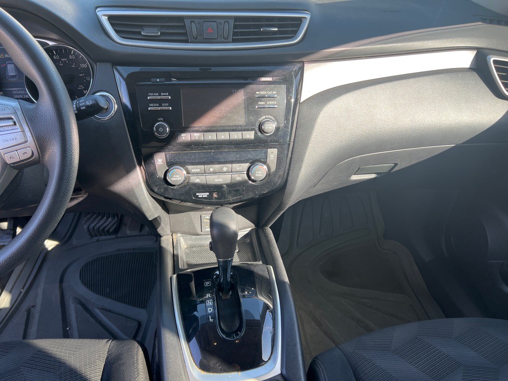 2015 Nissan Rogue Image 7