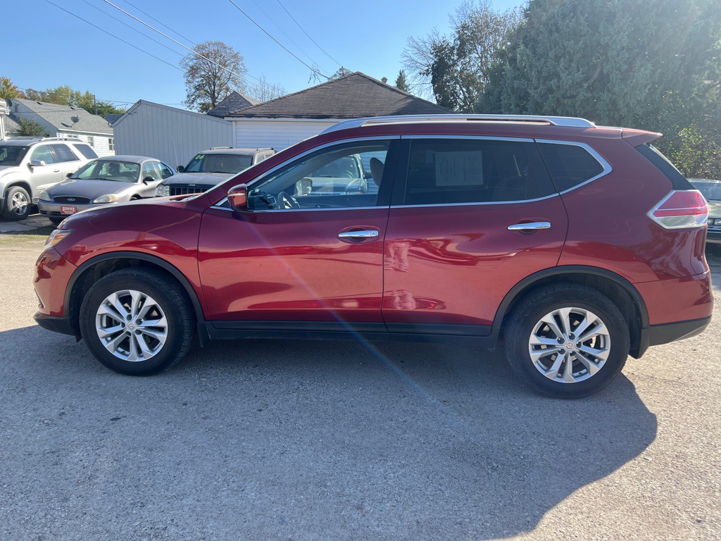 2015 Nissan Rogue Image 2