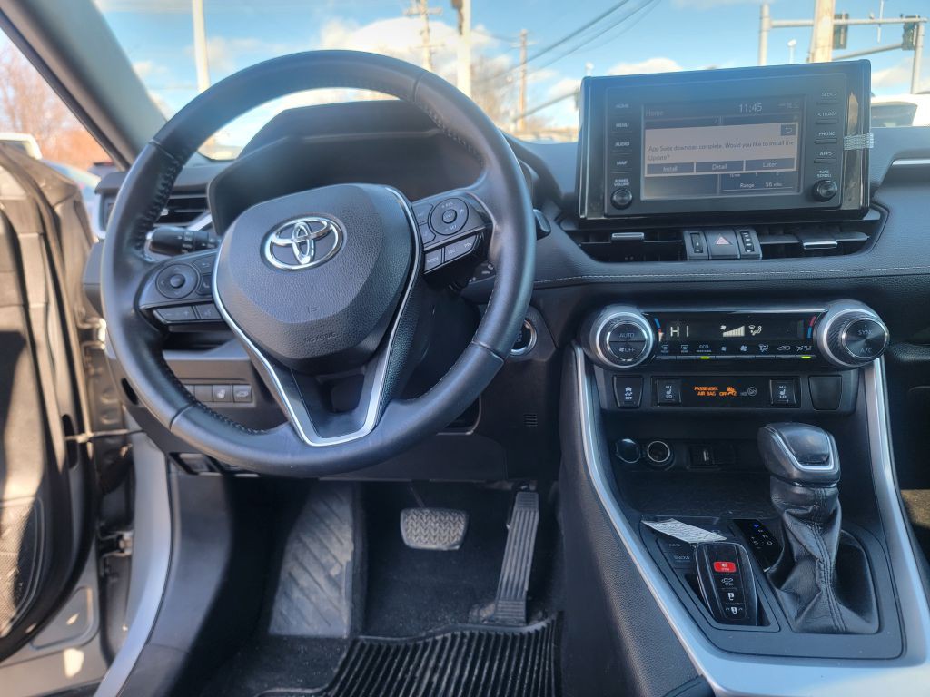 2019 Toyota Rav4 Image 13