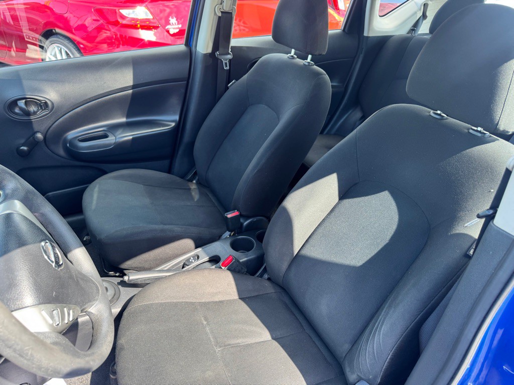 2015 Nissan Versa Image 9