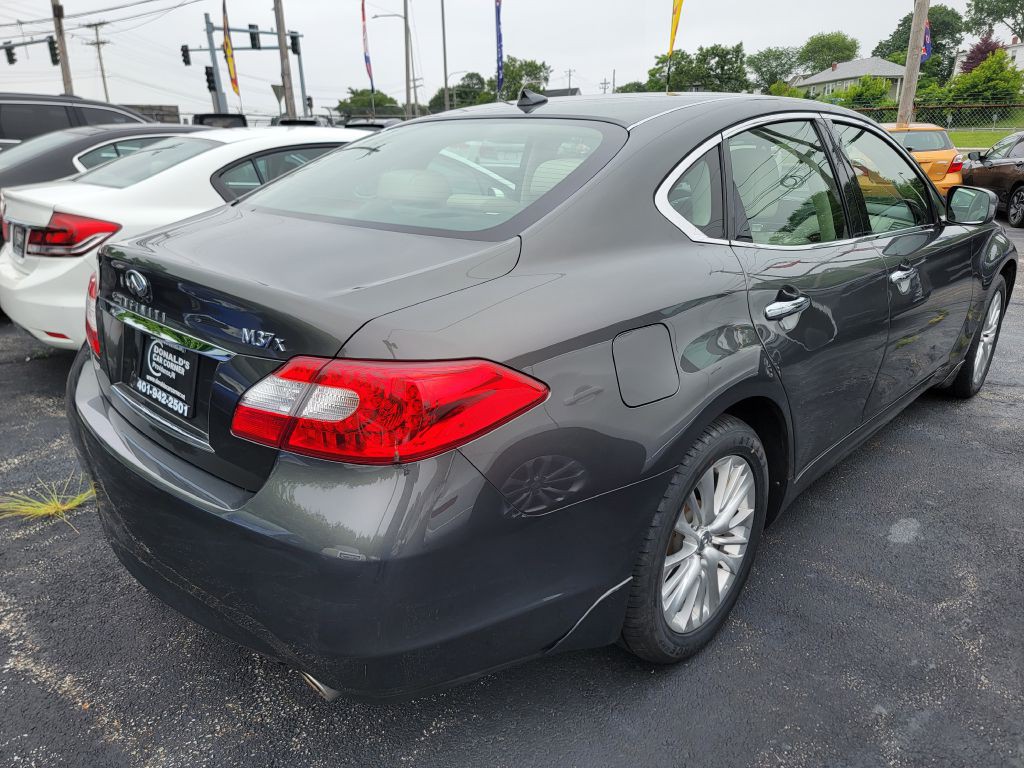 2012 INFINITI M37 Image 4