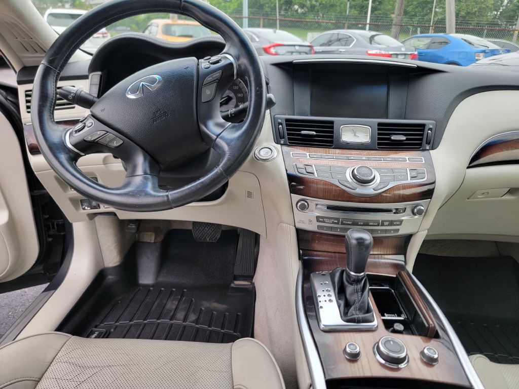 2012 INFINITI M37 Image 15
