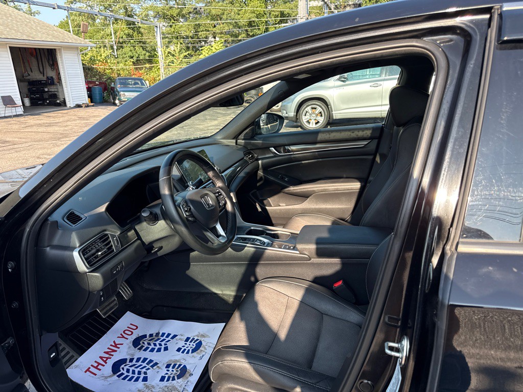 2019 Honda Accord Image 3