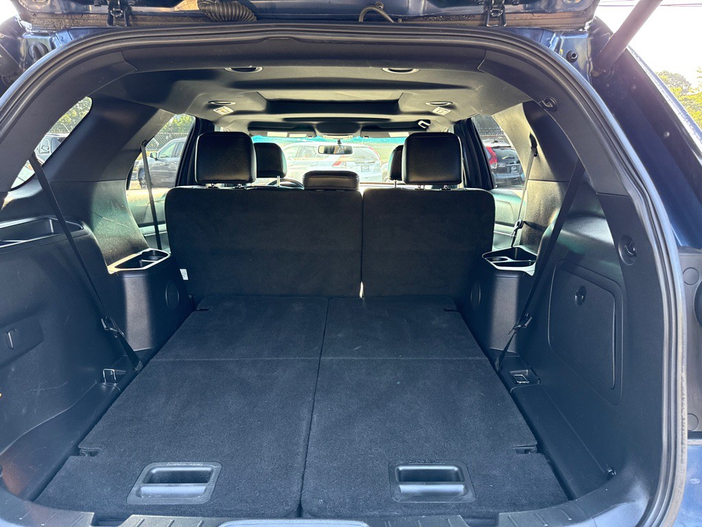 2016 Ford Explorer Image 4