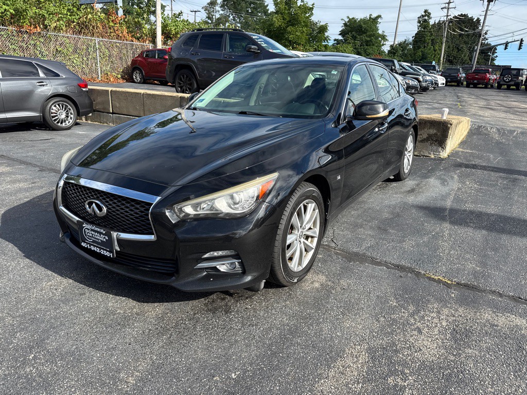 2014 INFINITI Q50 Image 1