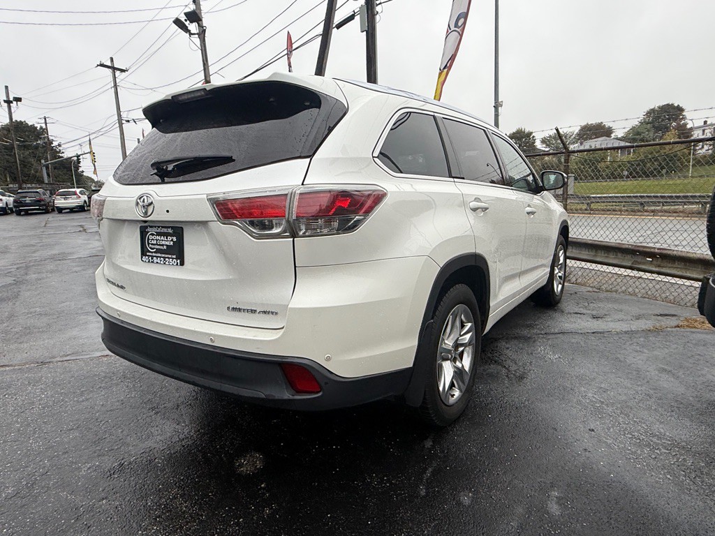 2015 Toyota Highlander Image 5