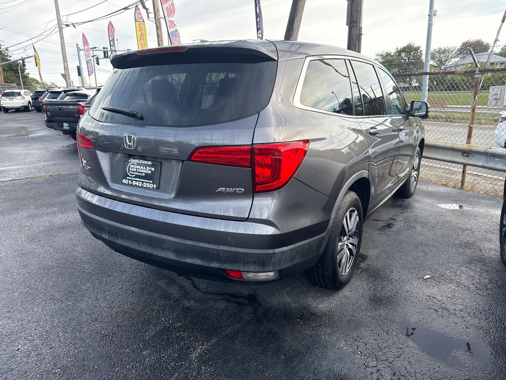 2017 Honda Pilot Image 2