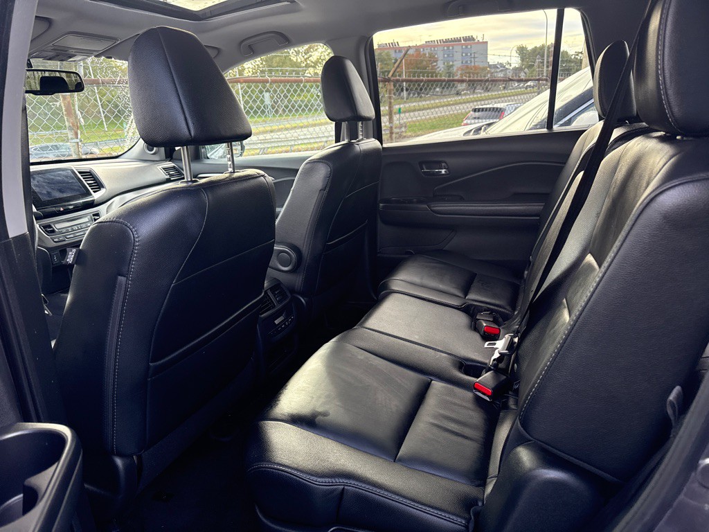 2017 Honda Pilot Image 7