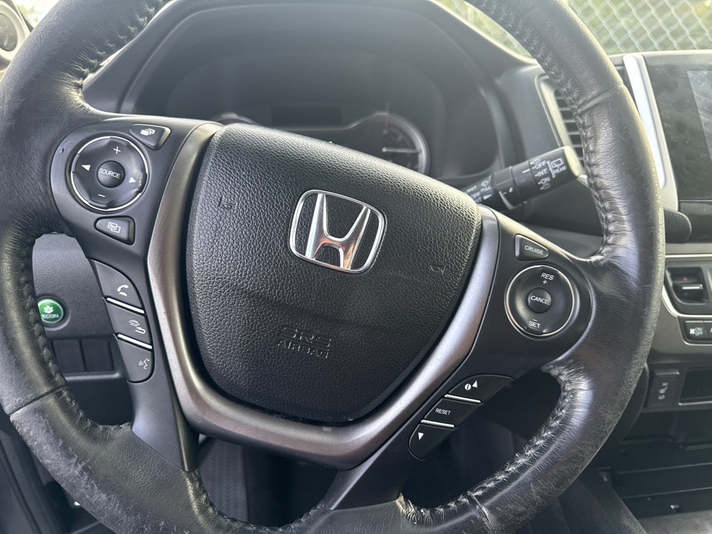 2017 Honda Pilot Image 8