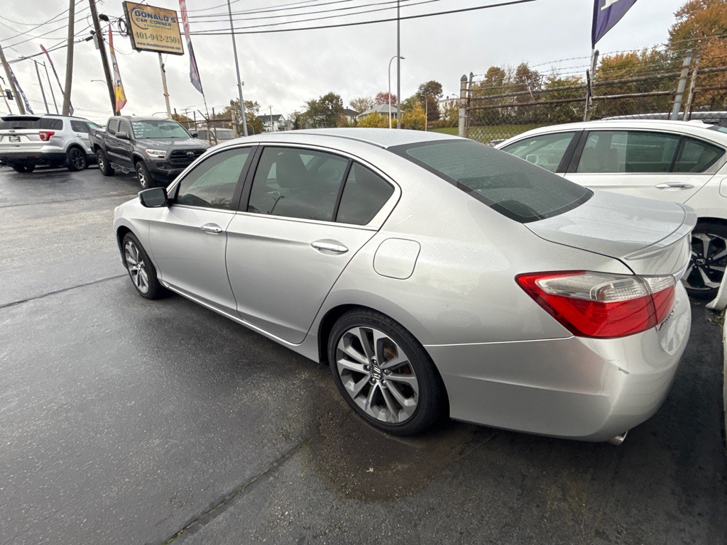 2015 Honda Accord Image 3