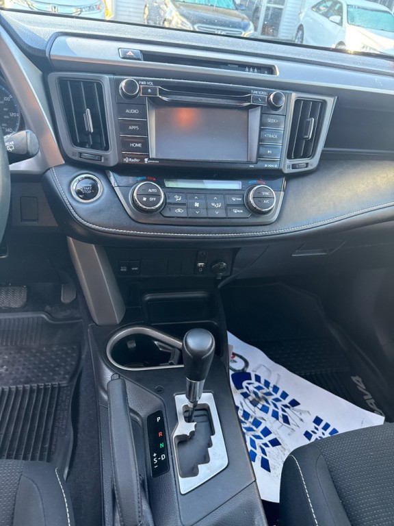 2017 Toyota Rav4 Image 5