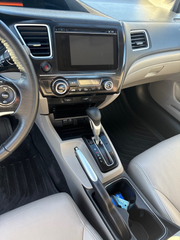 2015 Honda Civic Image 6
