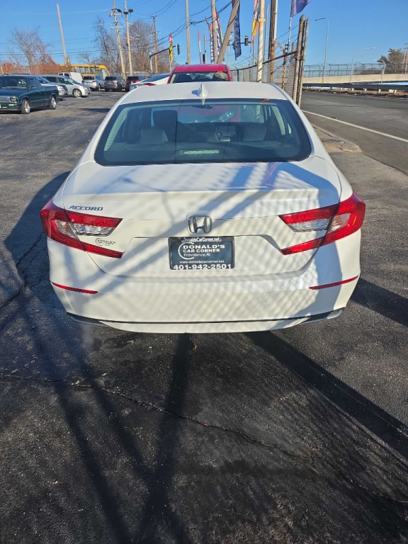 2019 Honda Accord Image 5