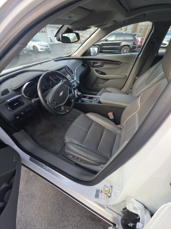 2016 Chevrolet Impala Image 4