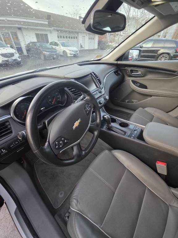 2016 Chevrolet Impala Image 5