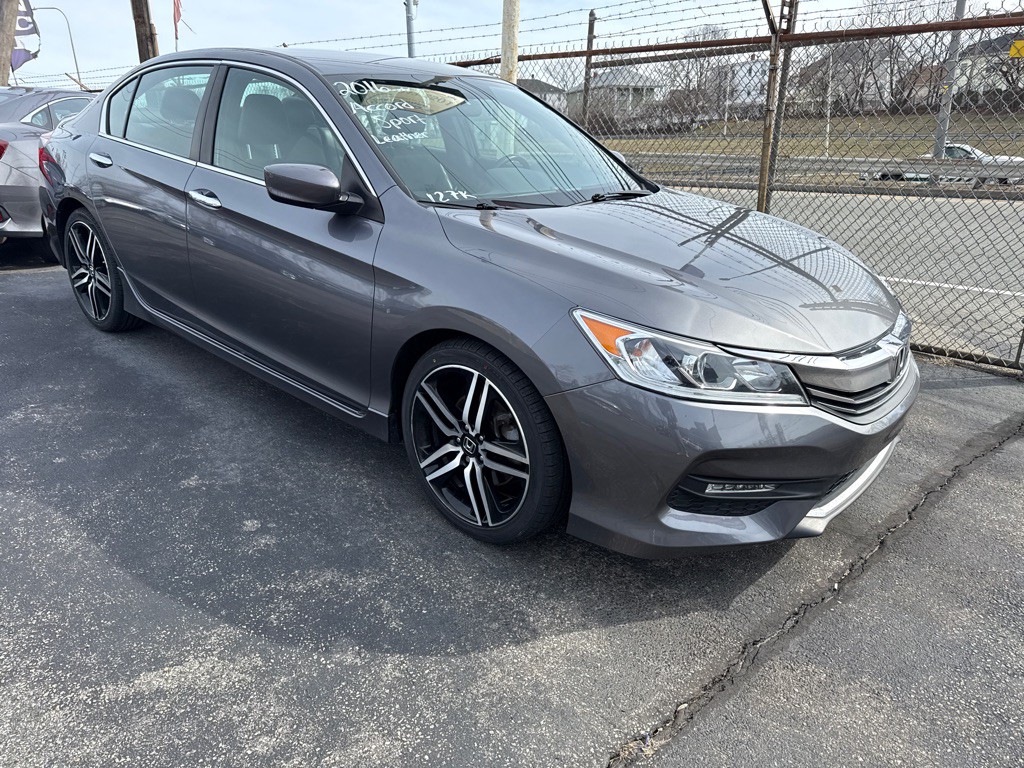 2016 Honda Accord Image 2