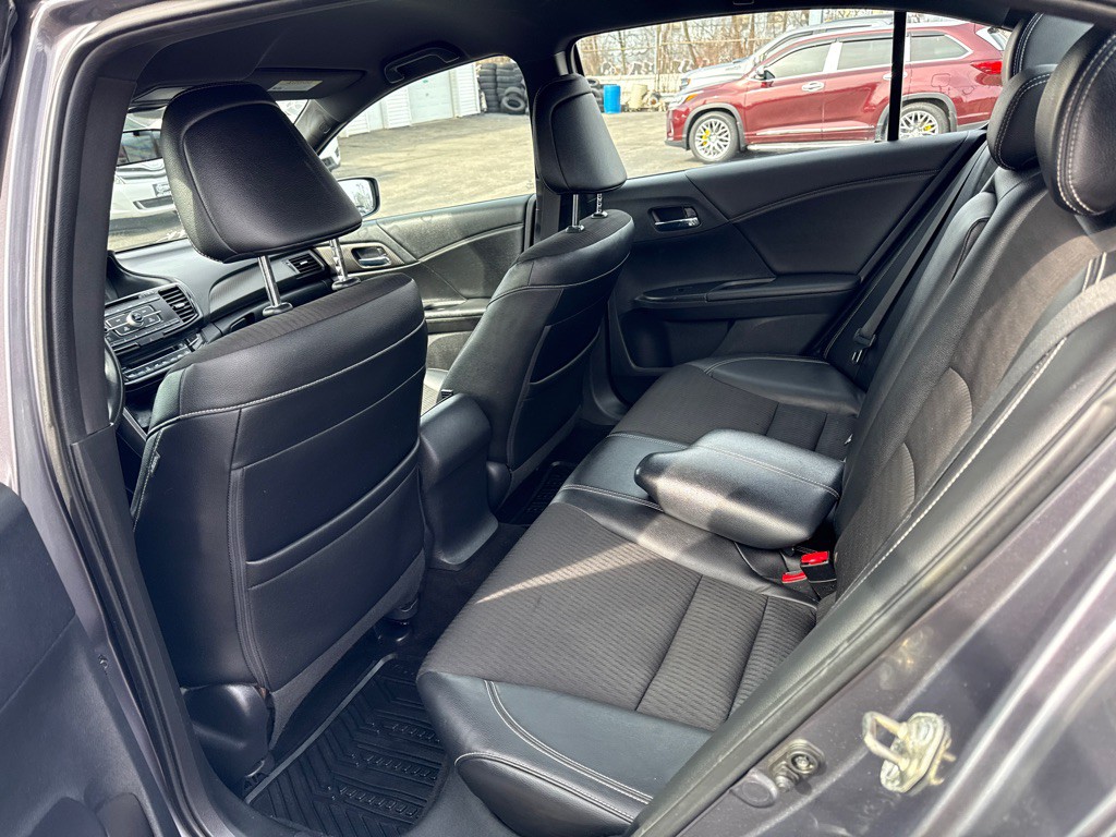 2016 Honda Accord Image 5