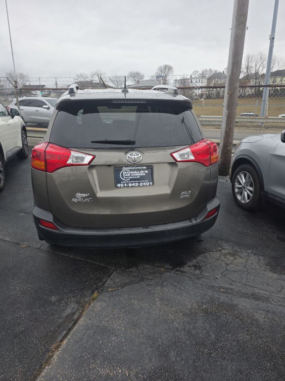 2015 Toyota Rav4 Image 7