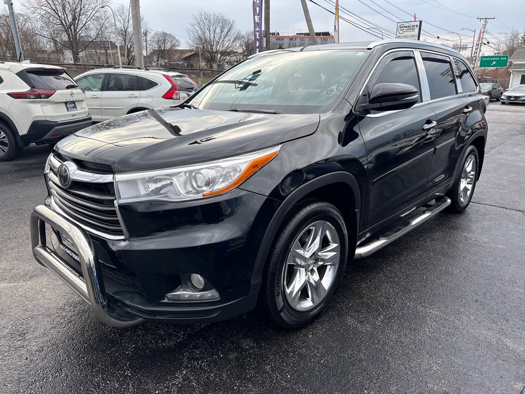 2014 Toyota Highlander Image 2