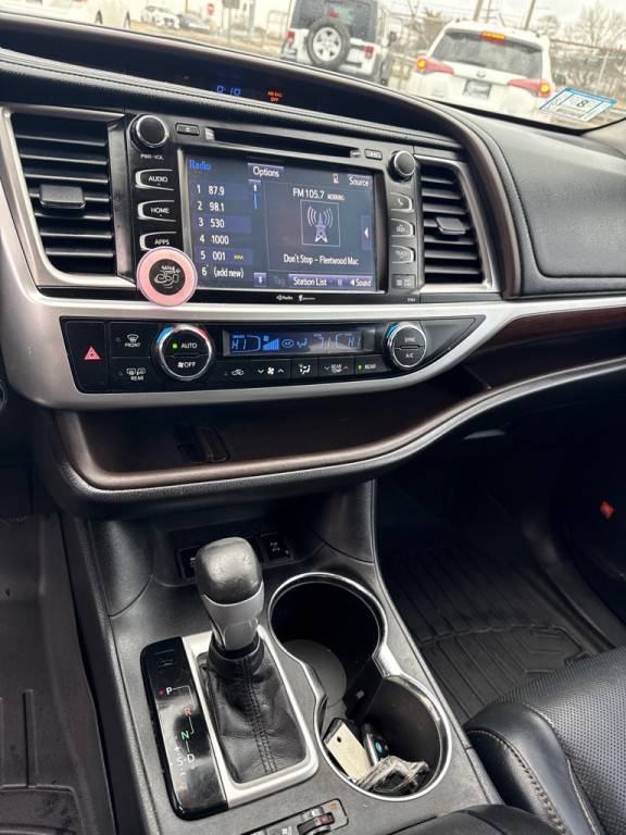 2014 Toyota Highlander Image 4
