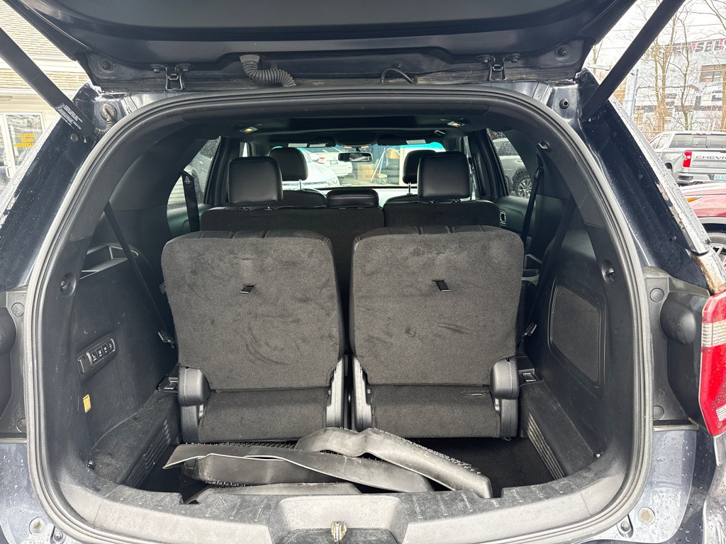 2017 Ford Explorer Image 6
