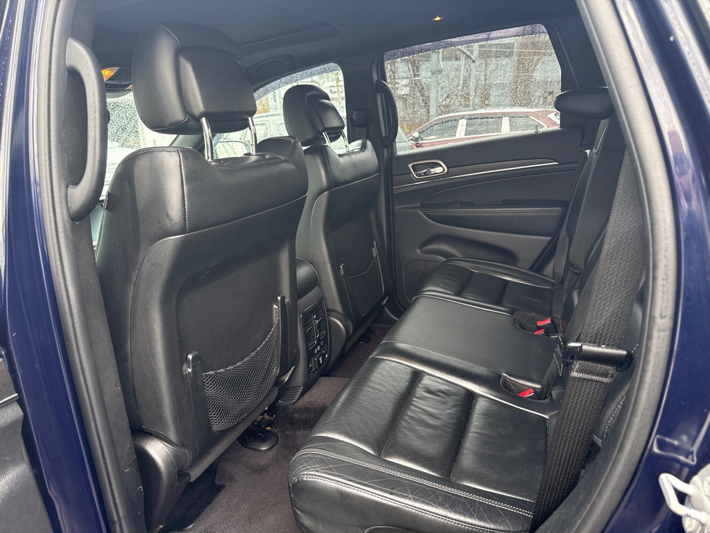 2017 Jeep Grand Cherokee Image 3