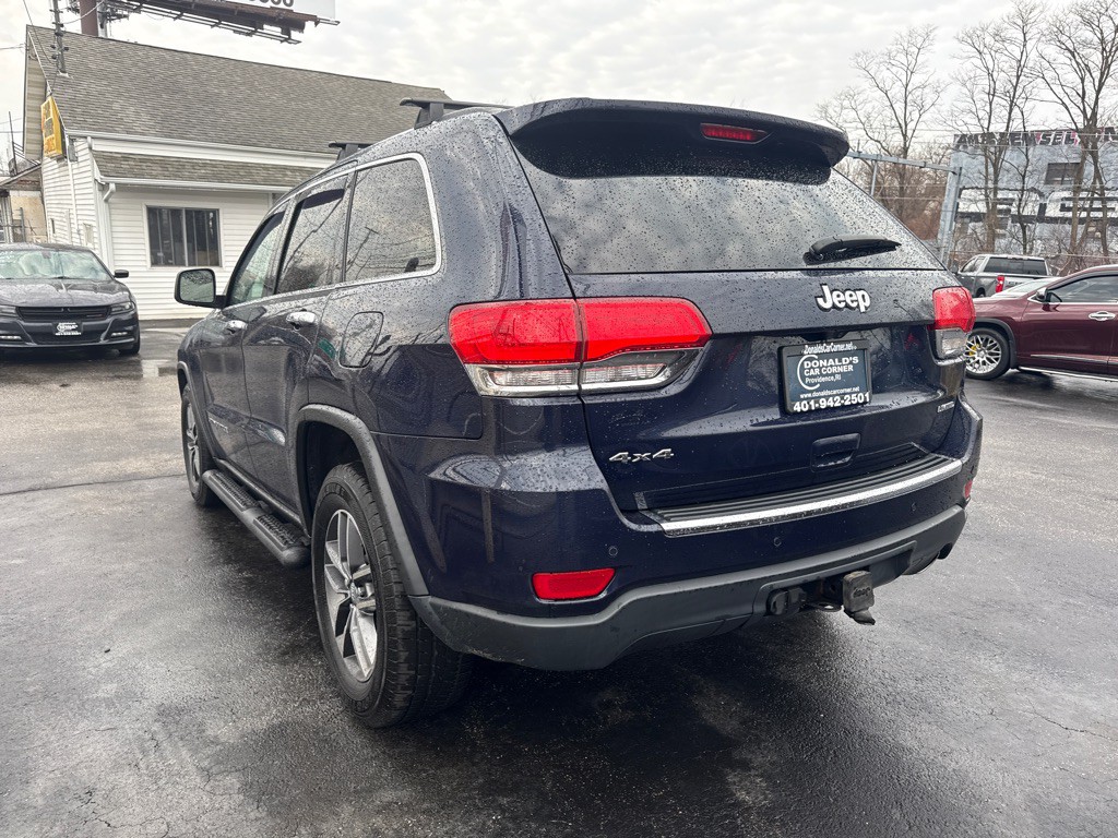 2017 Jeep Grand Cherokee Image 4
