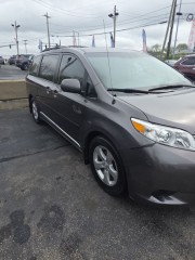 Image for 2011 Toyota Sienna LE ID: 7386249