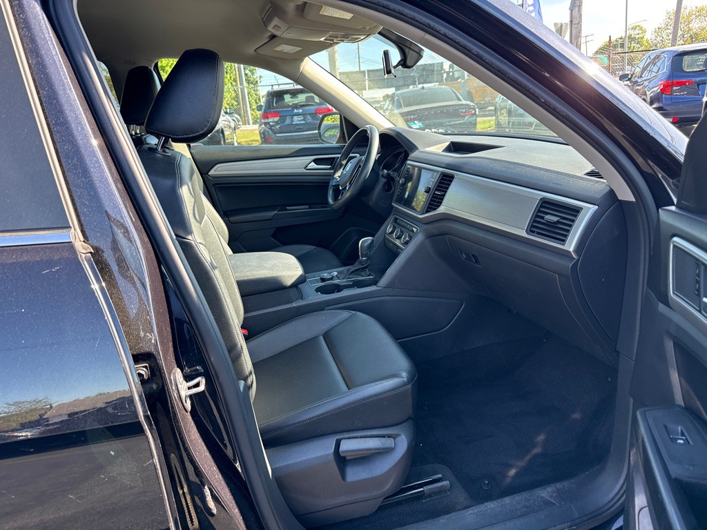 2018 Volkswagen Atlas Image 3