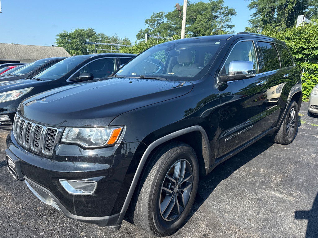 2017 Jeep Grand Cherokee Image 2