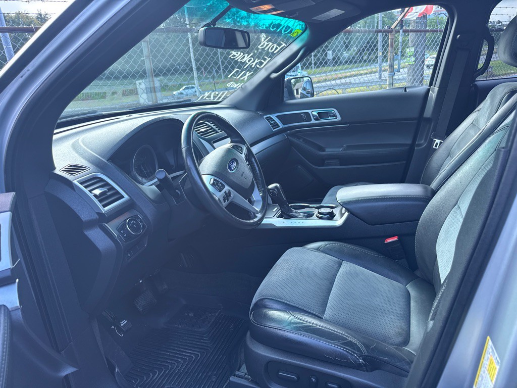 2015 Ford Explorer Image 3