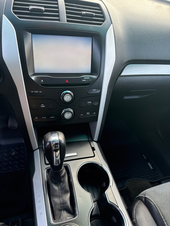 2015 Ford Explorer Image 6