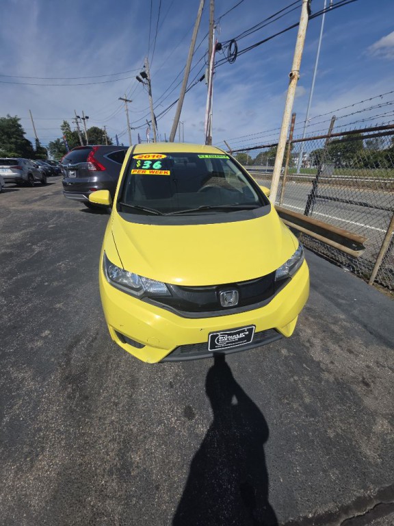 2016 Honda Fit Image 2