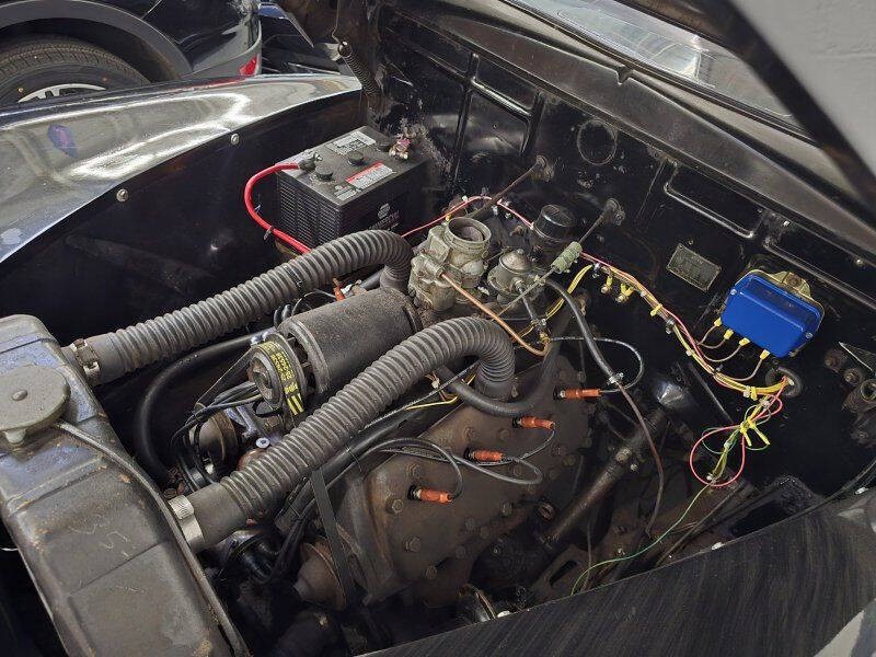 1941 Ford Deluxe Image 23