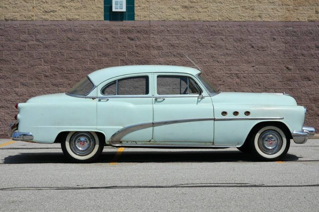 1953 Buick Eight Image 2