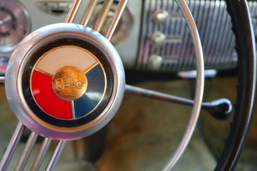 1953 Buick Eight Image 21