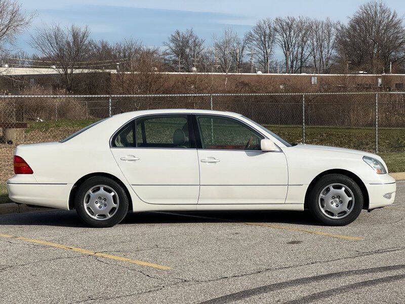 2002 Lexus LS 430 Image 13