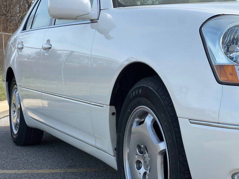 2002 Lexus LS 430 Image 17