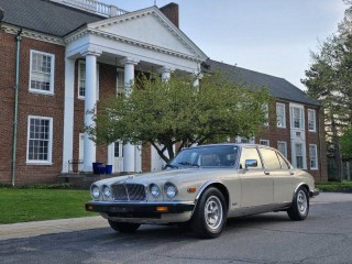 Image for 1985 Jaguar XJ XJ6 ID: 6386041
