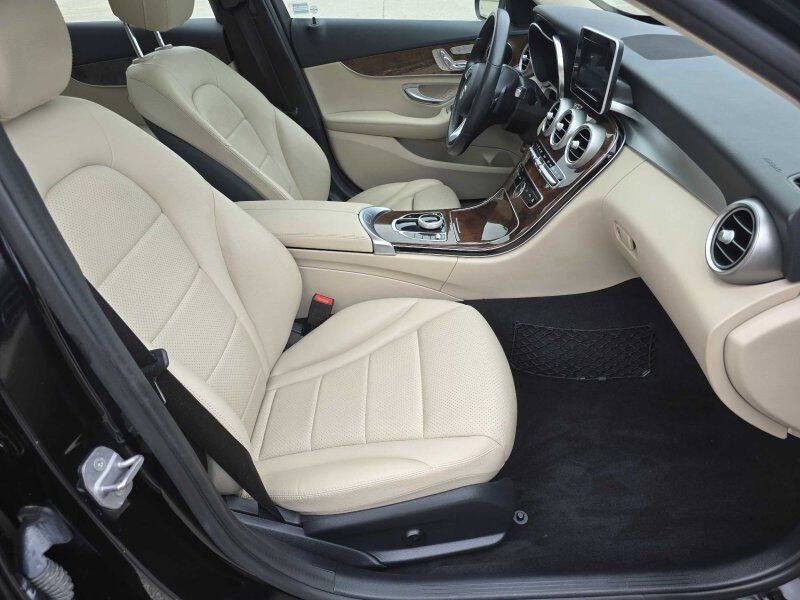 2018 Mercedes-Benz C-Class Image 5