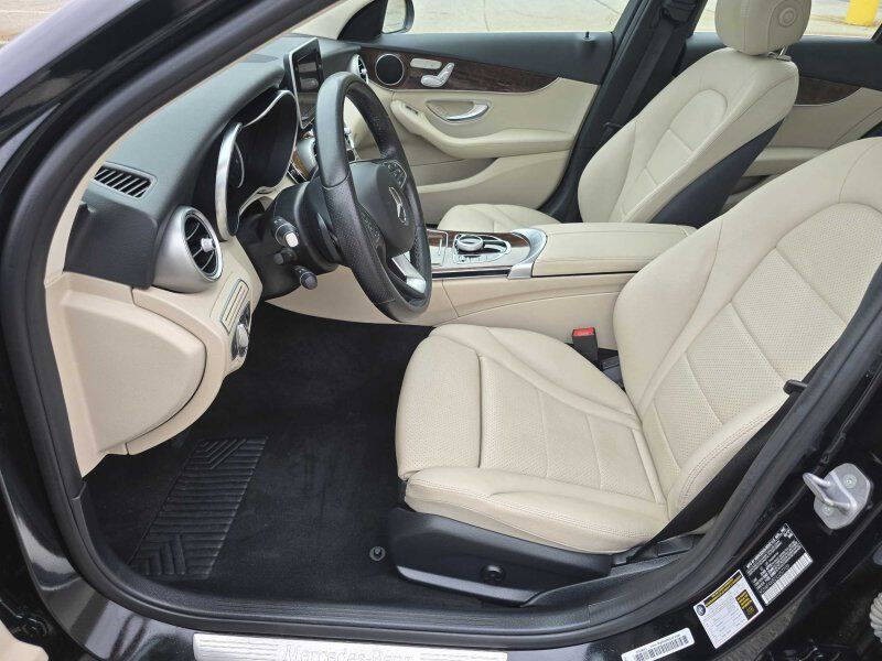 2018 Mercedes-Benz C-Class Image 6