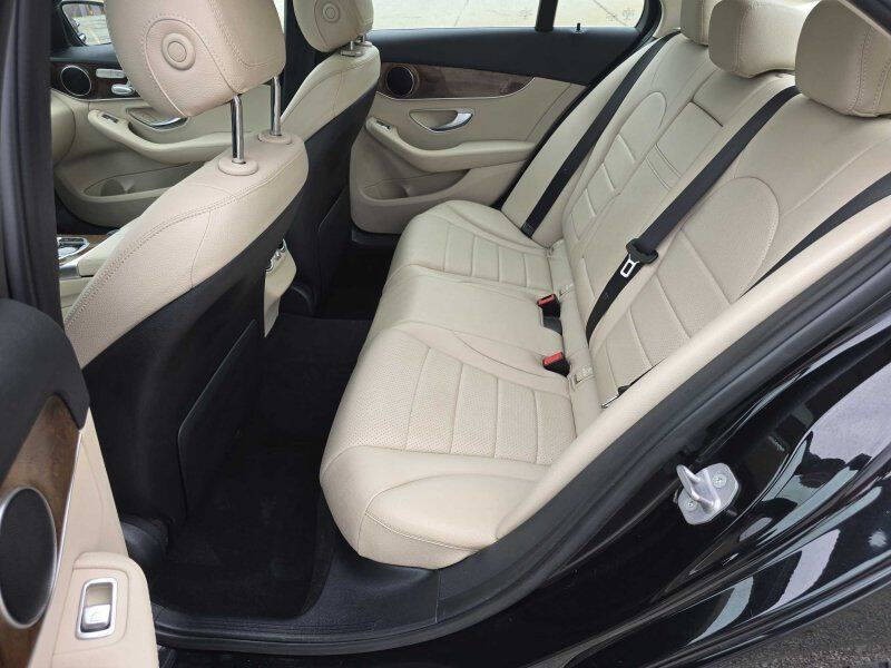 2018 Mercedes-Benz C-Class Image 8