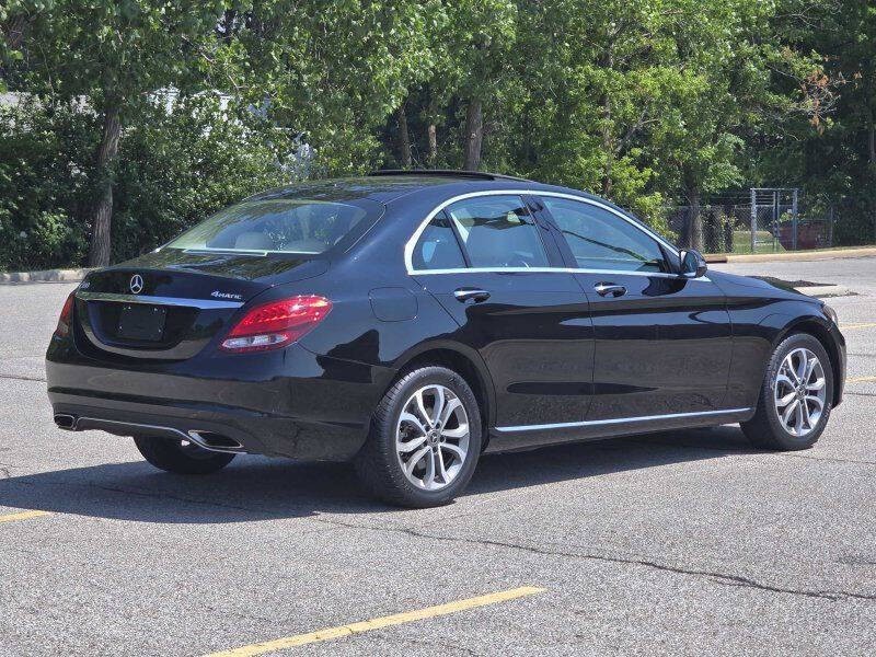 2018 Mercedes-Benz C-Class Image 18