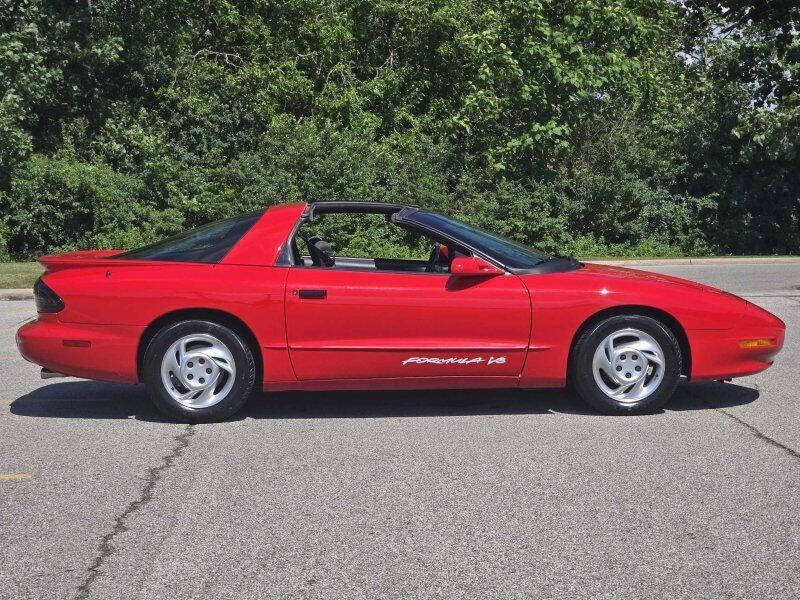1994 Pontiac Firebird Image 16