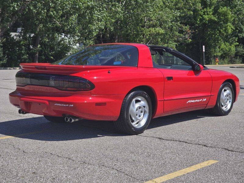 1994 Pontiac Firebird Image 18