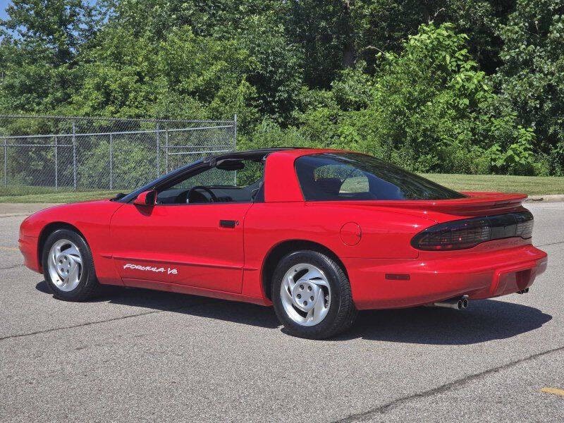 1994 Pontiac Firebird Image 19