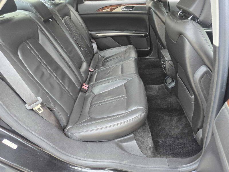 2013 Lincoln MKZ Image 7